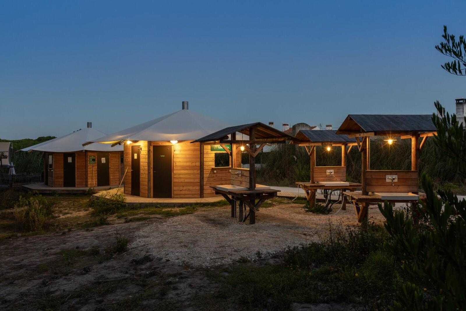 Huttopia Lagoa De Obidos Casal do Narcizo エクステリア 写真